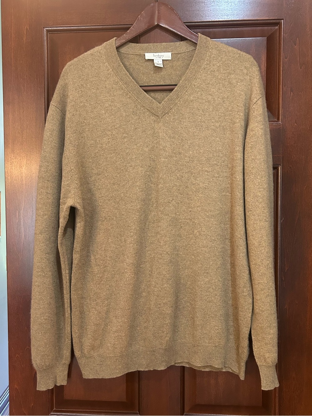 Turnbury Large 100% Cashmere V Neck Sweater Camel Brown Mens